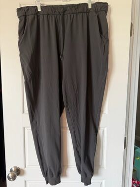 Lululemon Keep Moving Jogger- Charcoal